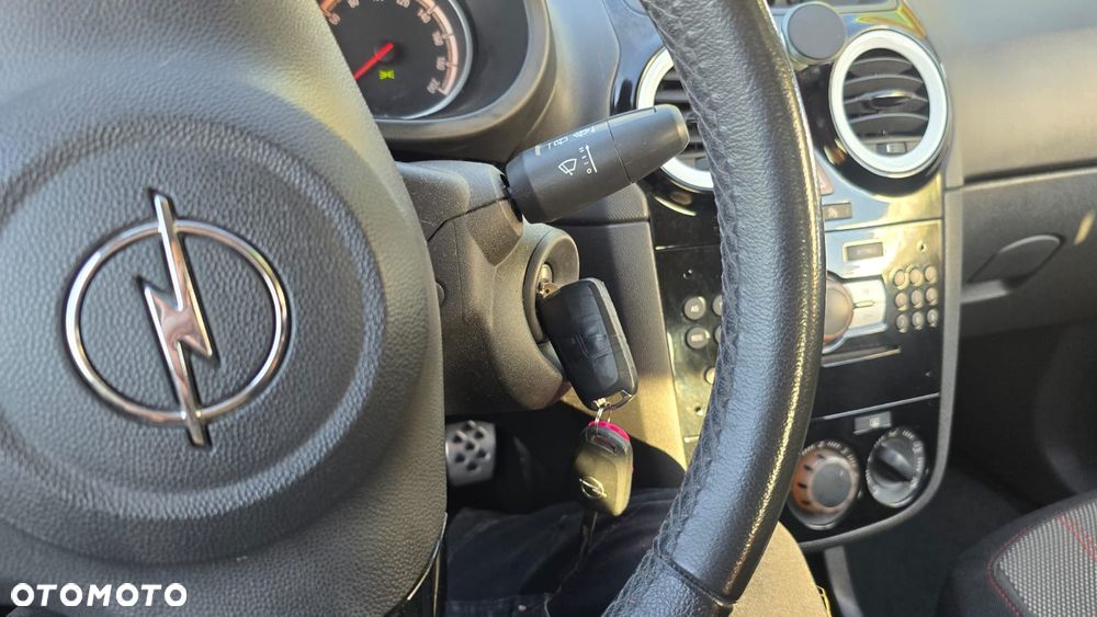 Opel Corsa 1.2 16V Enjoy - 21