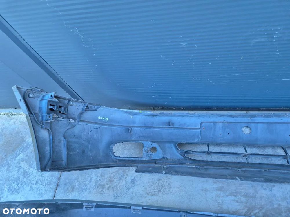 ZDERZAK PRZÓD TYŁ LAGUNA I - 28