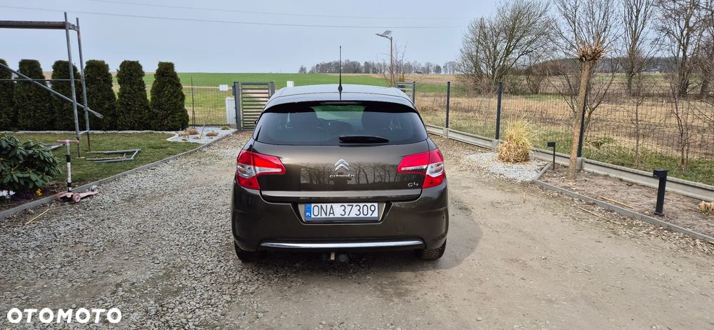 Citroën C4 VTi 120 Exclusive - 6