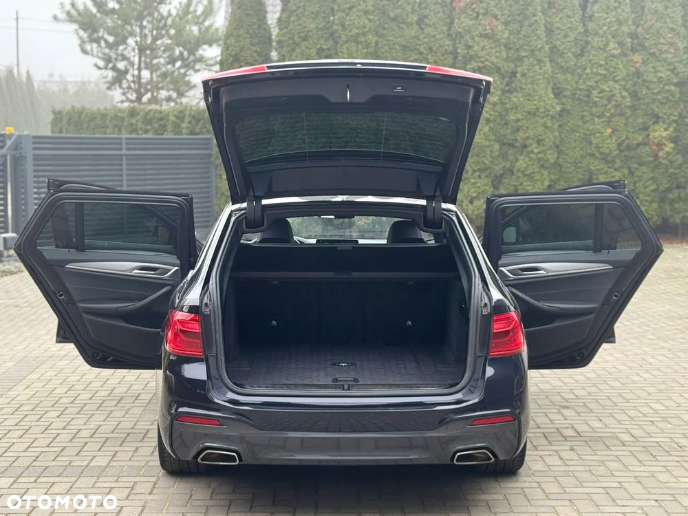 BMW Seria 5 520d M Sport Edition - 14