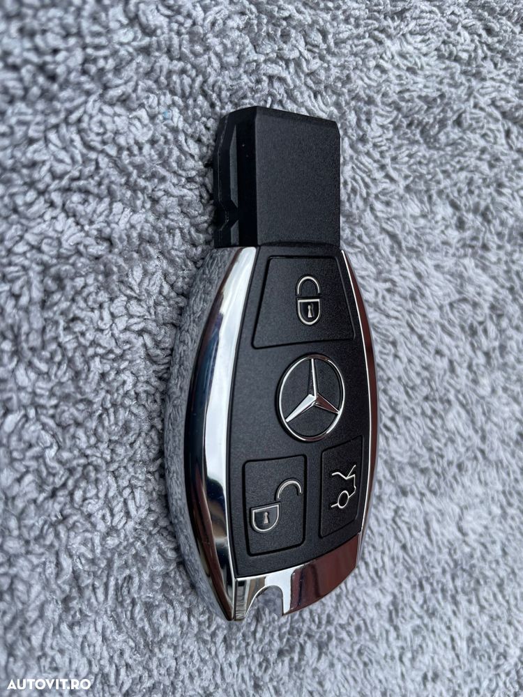 Carcasa cheie telecomanda Mercedes Benz 3 butoane model cromat - 1