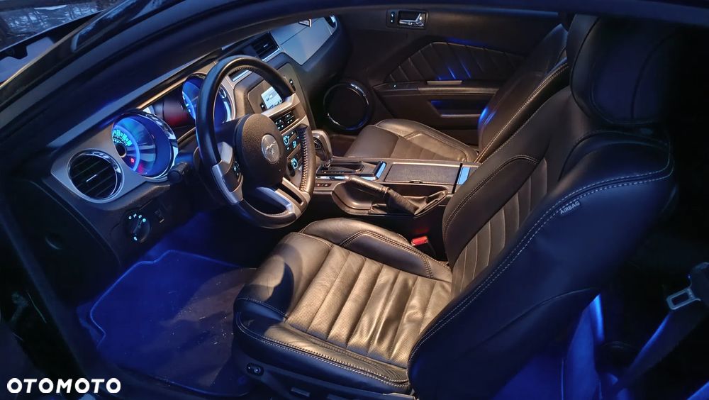 Ford Mustang 3.7 V6 Premium - 16