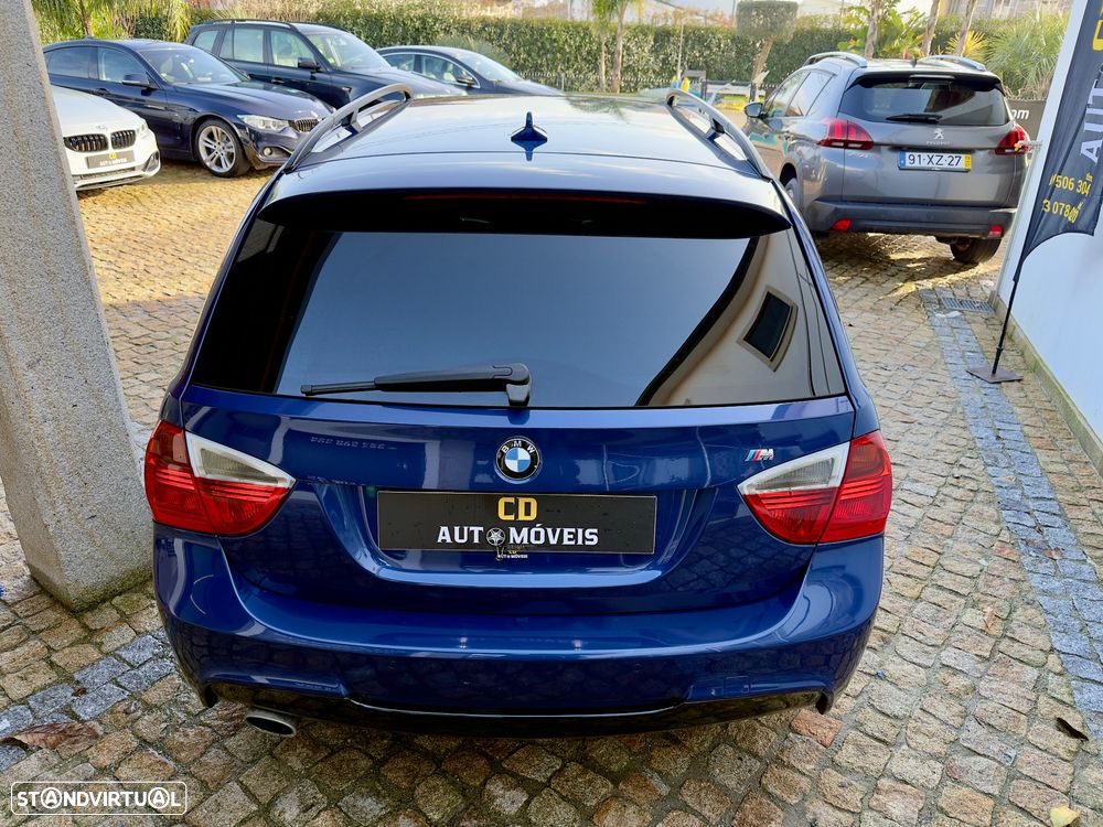 BMW 320 d Navigation Sport - 22