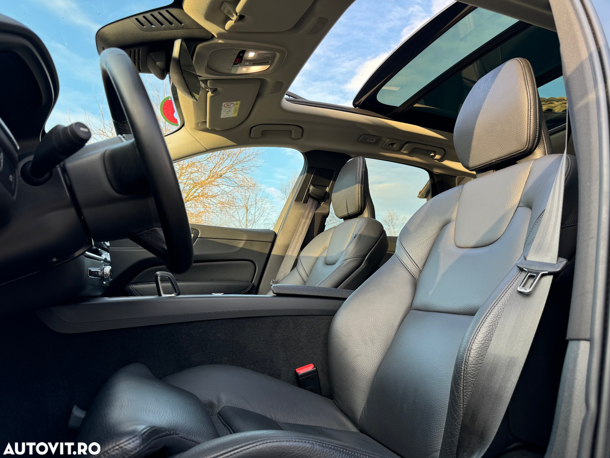 Volvo XC 60 B5 B Geartronic Momentum Pro - 24