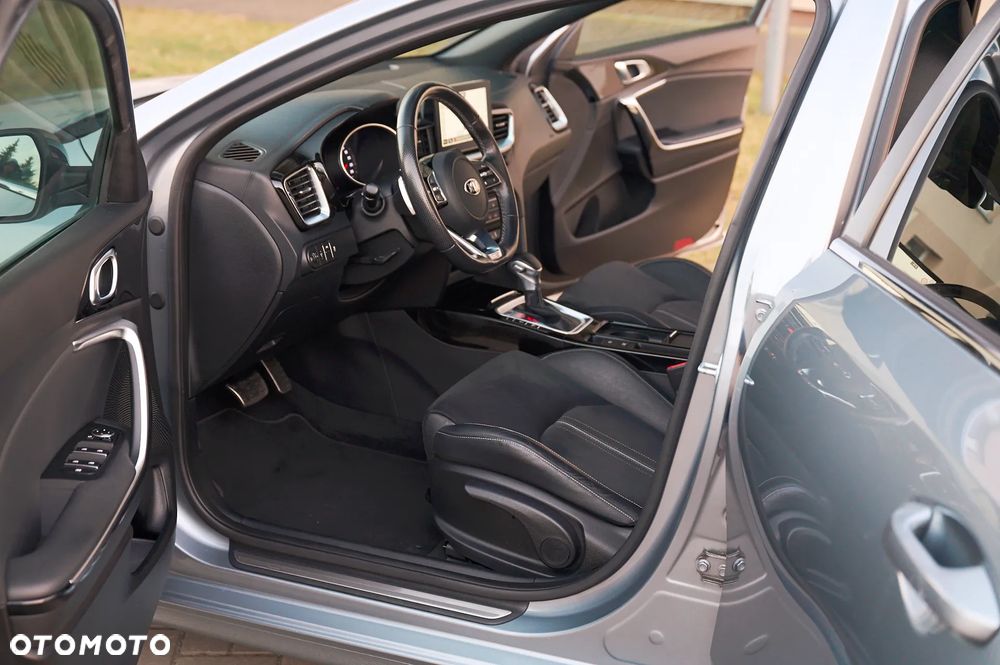 Kia Ceed 1.4 T-GDI DCT OPF GT Line - 18