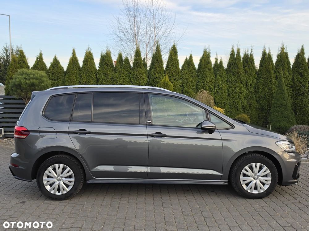 Volkswagen Touran - 3