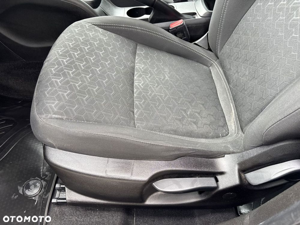 Fiat Tipo - 12