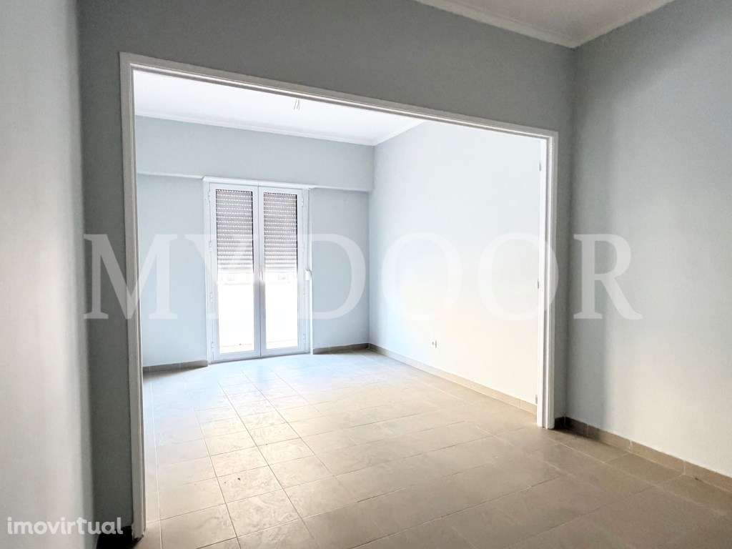 Apartamento T1 em Moscavide - 2º andar - 2 VARANDAS - Grande imagem: 2/22