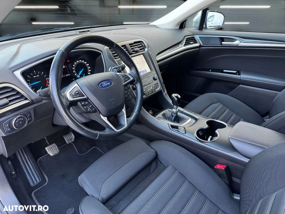 Ford Mondeo 2.0 EcoBlue Business Edition - 32