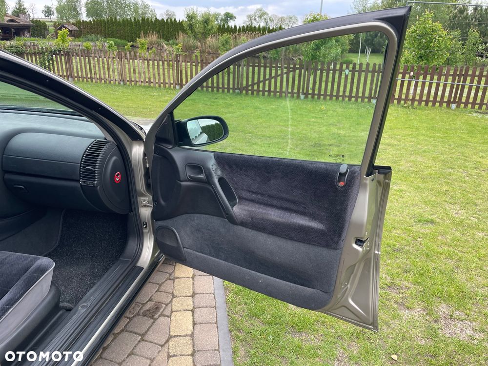 Opel Omega - 33
