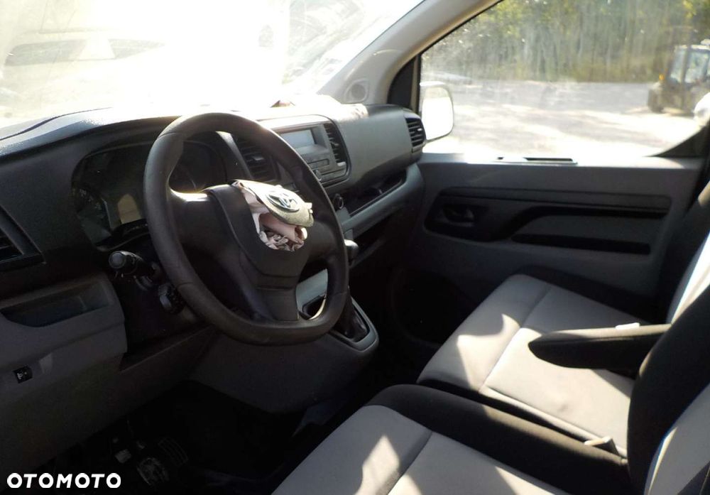 Toyota ProAce - 21