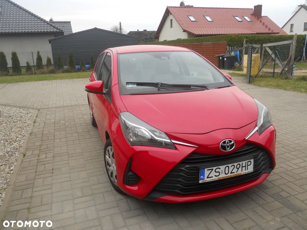Toyota Yaris 1.0 Premium - 1