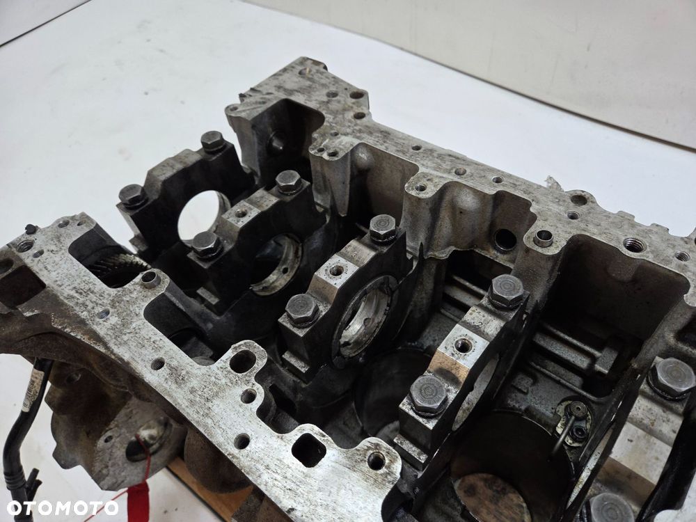 BLOK SILNIKA BMW X3 E83 N47D20C 7811138 - 7