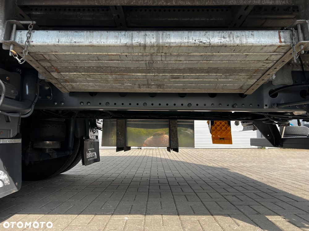 Mercedes-Benz ATEGO - 27