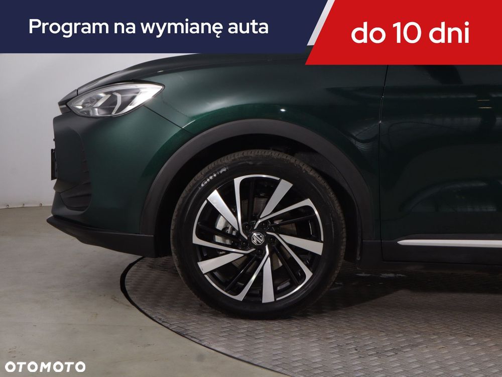MG ZS - 17