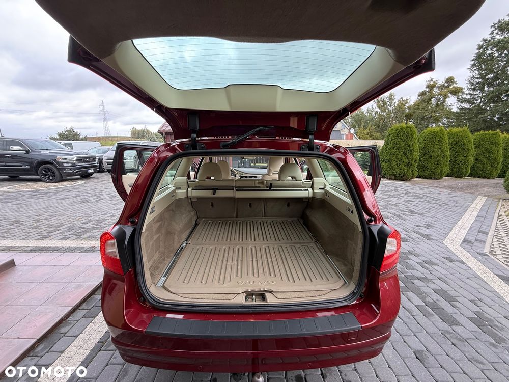 Volvo V70 2.0 Momentum - 18