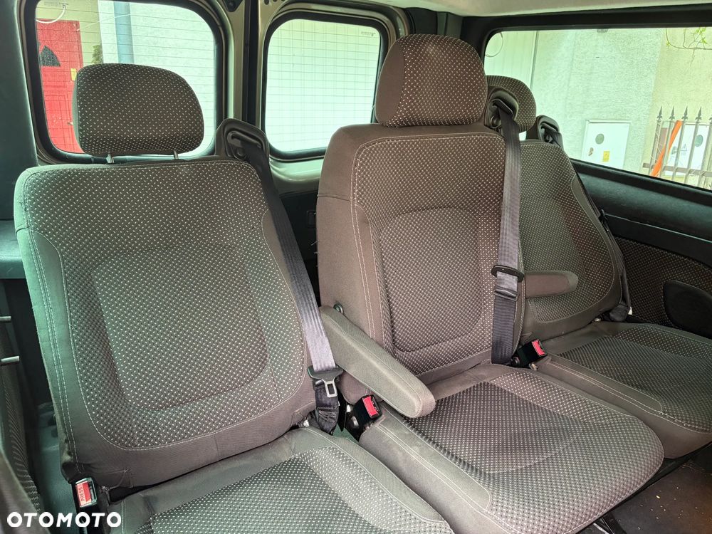 Renault Trafic Grand Passenger 3,0t Pack Clim - 11