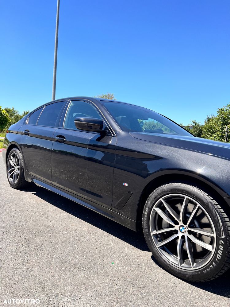 BMW Seria 5 530i xDrive AT - 3