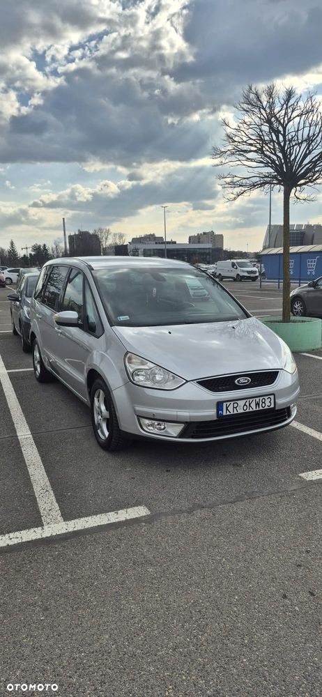 Ford Galaxy 2.0 Ghia - 2