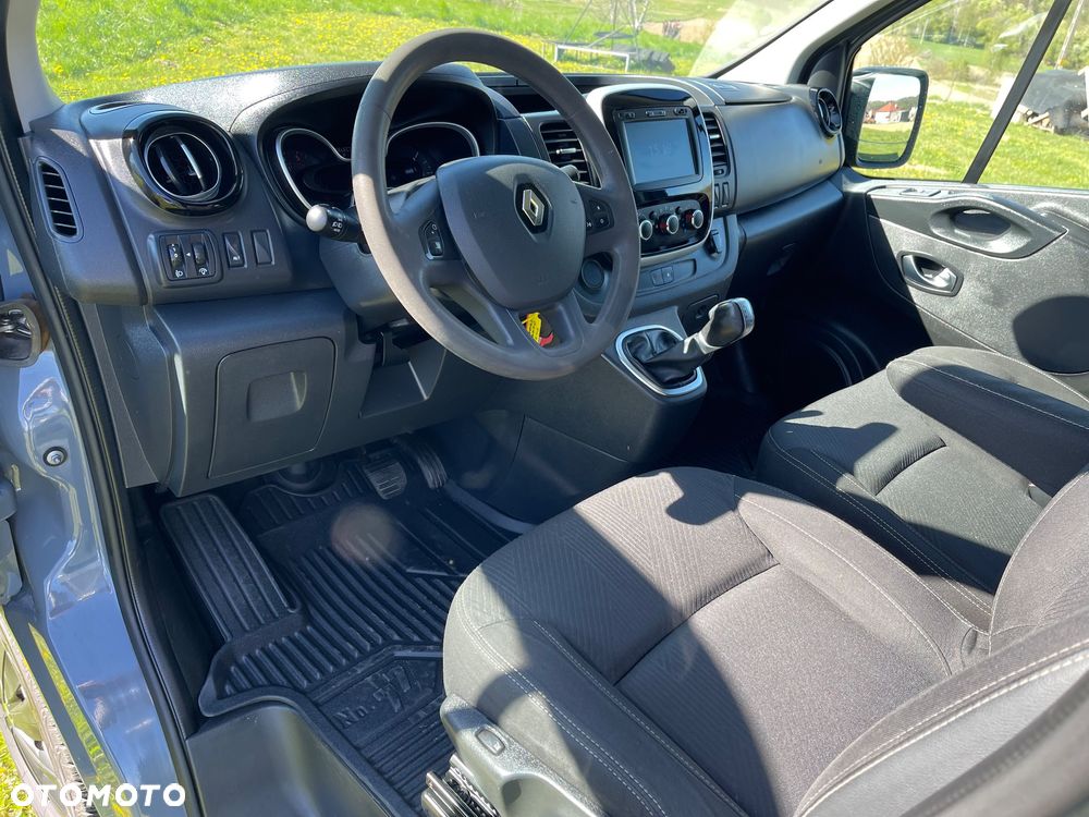 Renault Trafic - 21