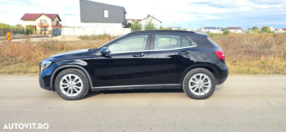 Mercedes-Benz GLA 200 d 4MATIC Aut. - 2