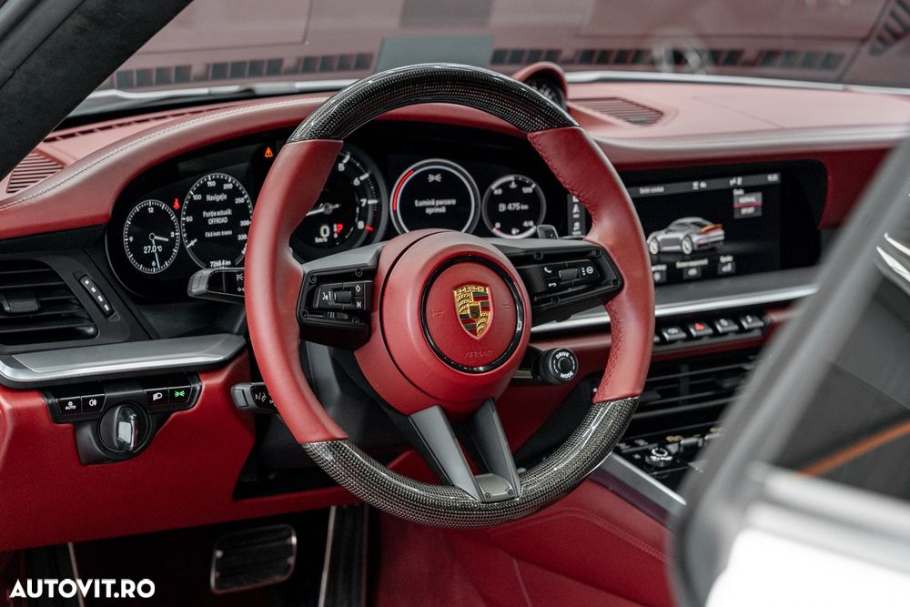 Porsche 911 Carrera 4S PDK - 28