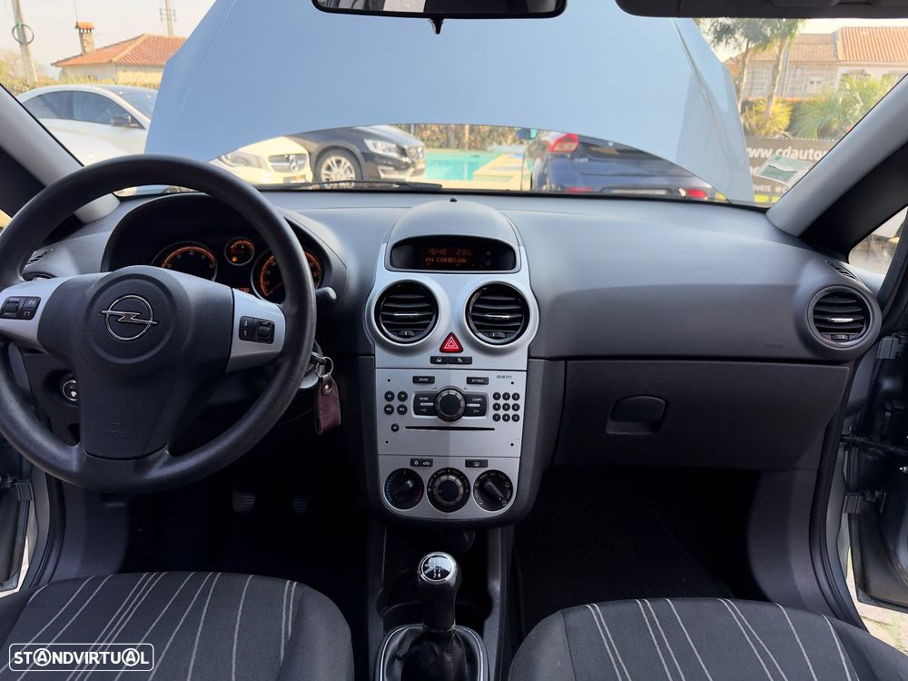 Opel Corsa 1.2 Enjoy - 47