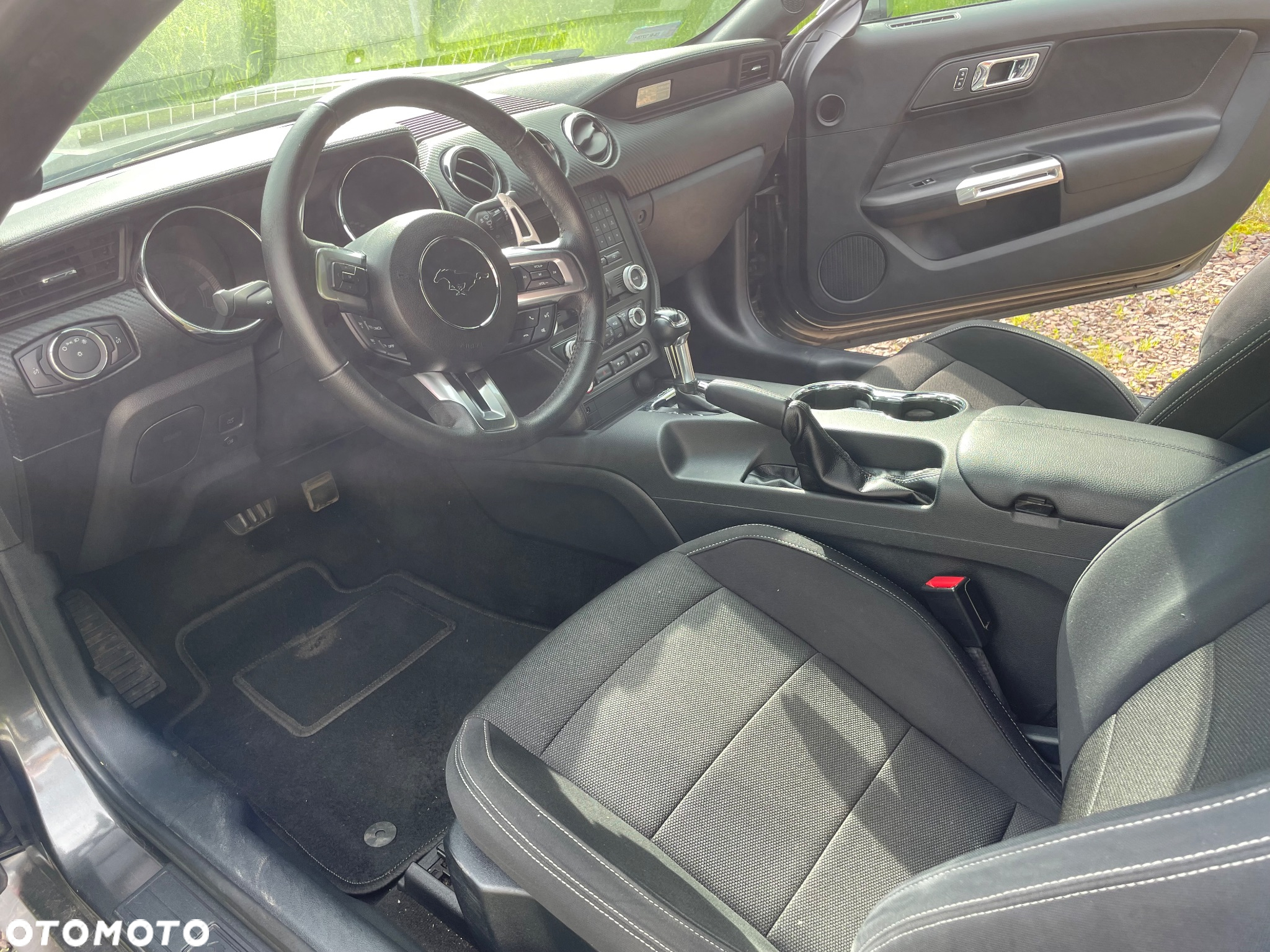 Ford Mustang 3.7 V6 - 6