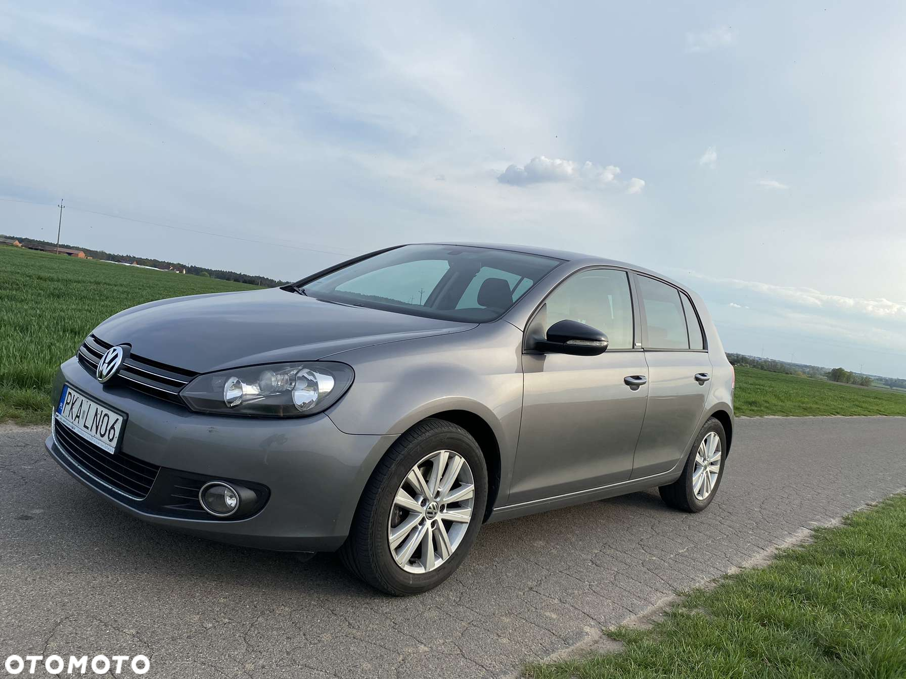 Volkswagen Golf VI 1.6 TDI Comfortline DSG - 6