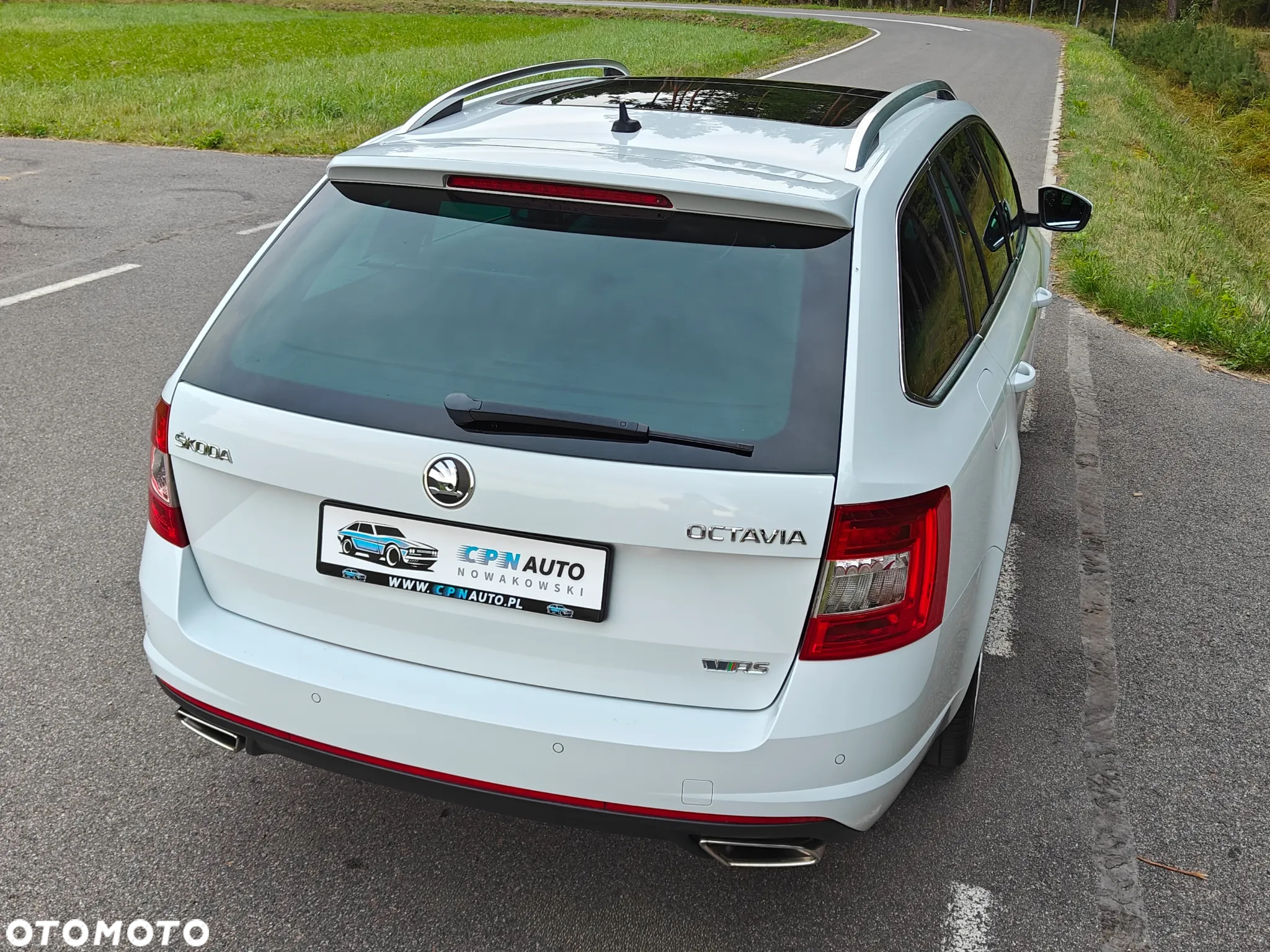 Skoda Octavia Combi 2.0 TSI (Green tec) DSG RS - 12