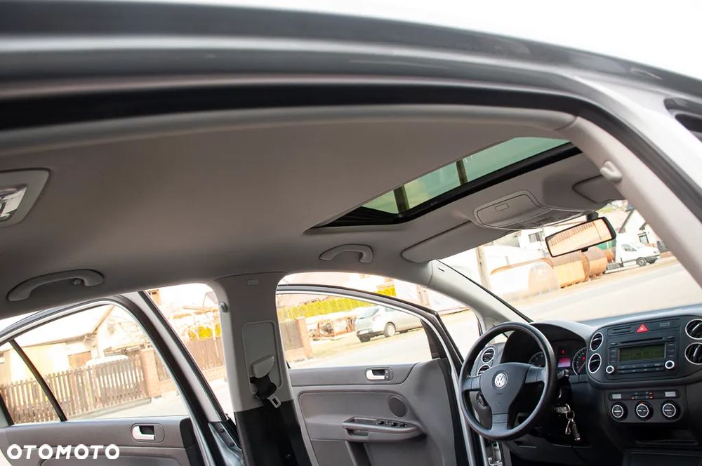 Volkswagen Golf Plus 1.6 Comfortline - 28