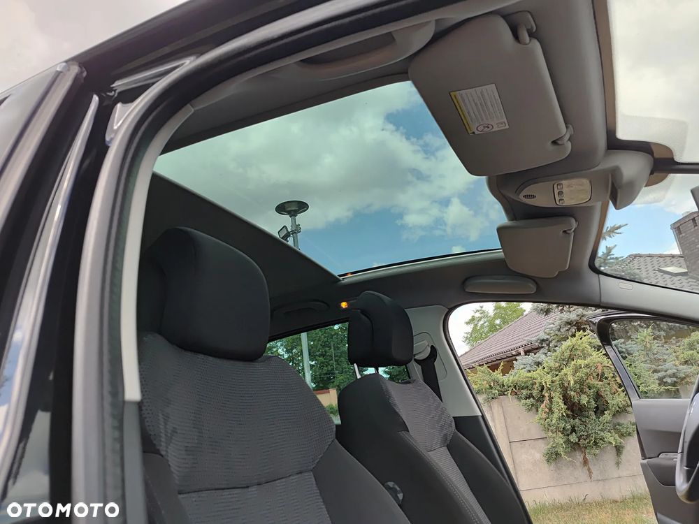 Peugeot 3008 2.0 HDi Premium - 28