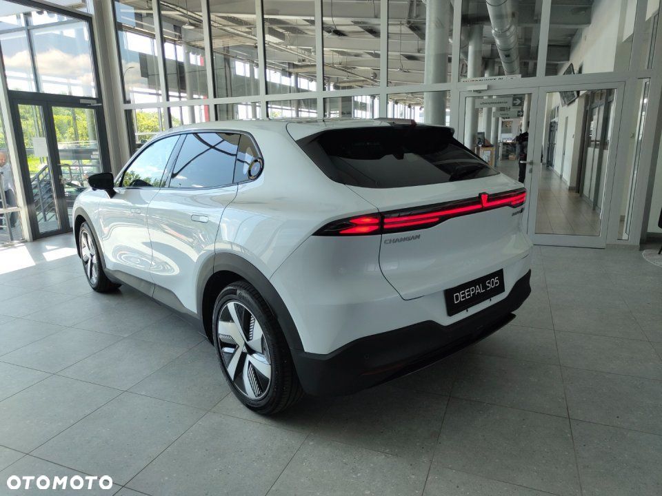 Changan Deepal S05 - 4