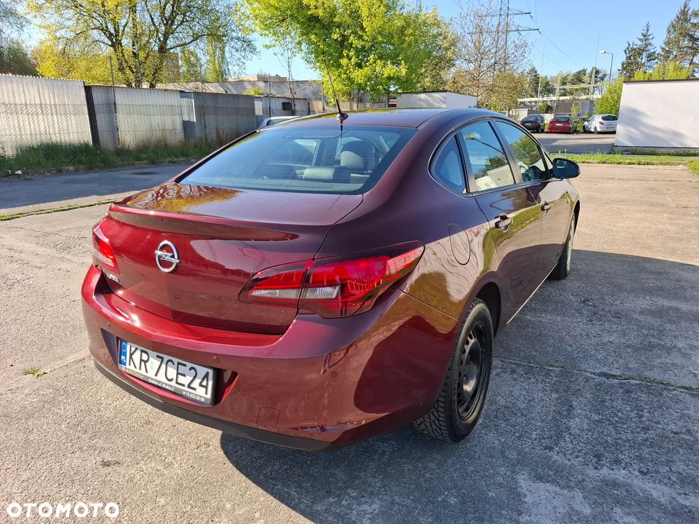 Opel Astra 1.6 Active - 2