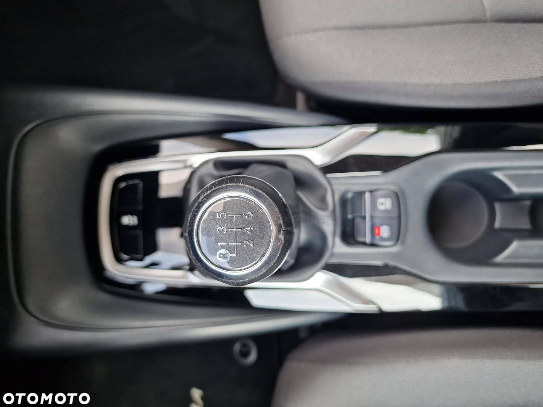 Toyota Corolla - 16