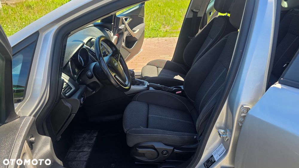 Opel Astra 1.7 CDTI DPF Color Edition - 31