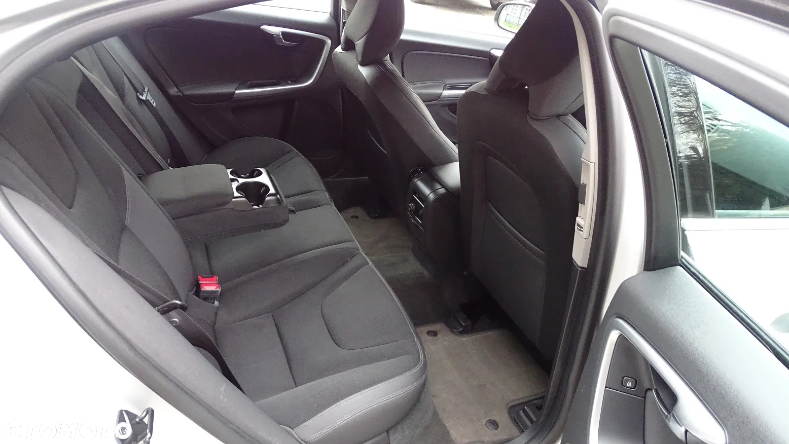 Volvo S60 D2 Kinetic - 13
