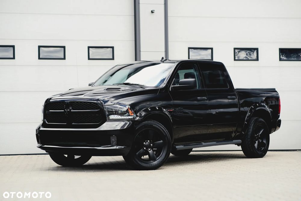 Dodge RAM - 1
