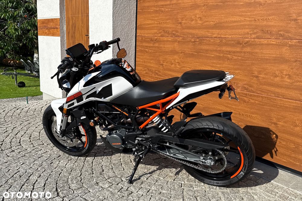 KTM Duke 125 - 15