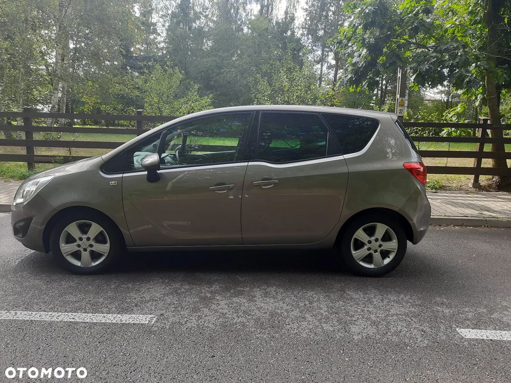 Opel Meriva 1.4 T Enjoy - 32