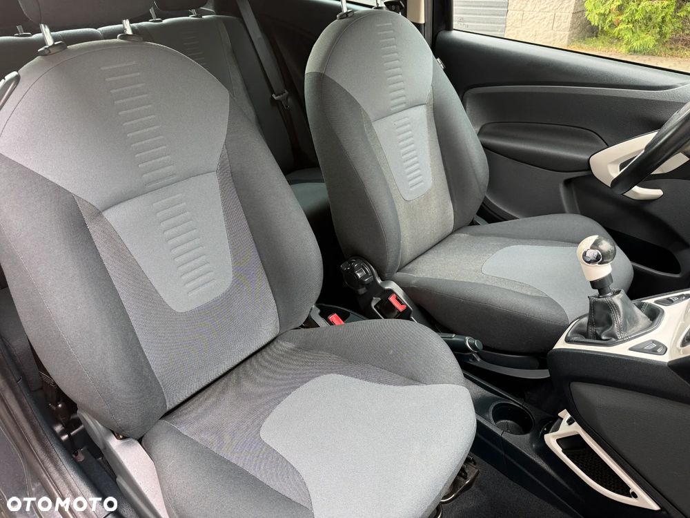 Ford KA 1.2 Titanium - 13