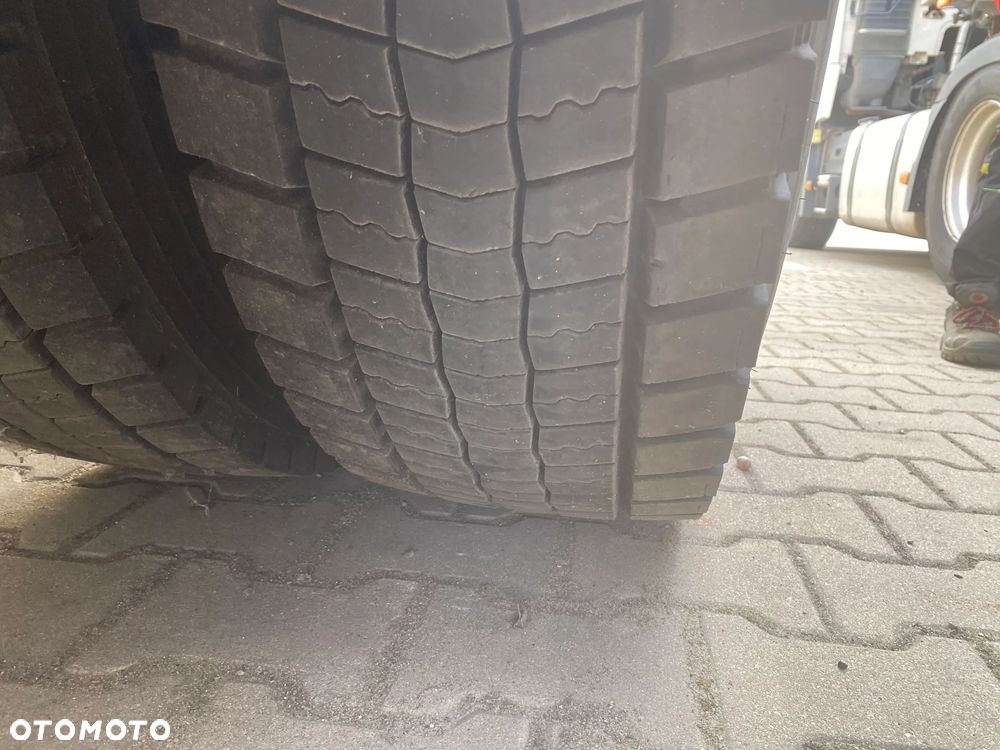 MAN TGX - 12