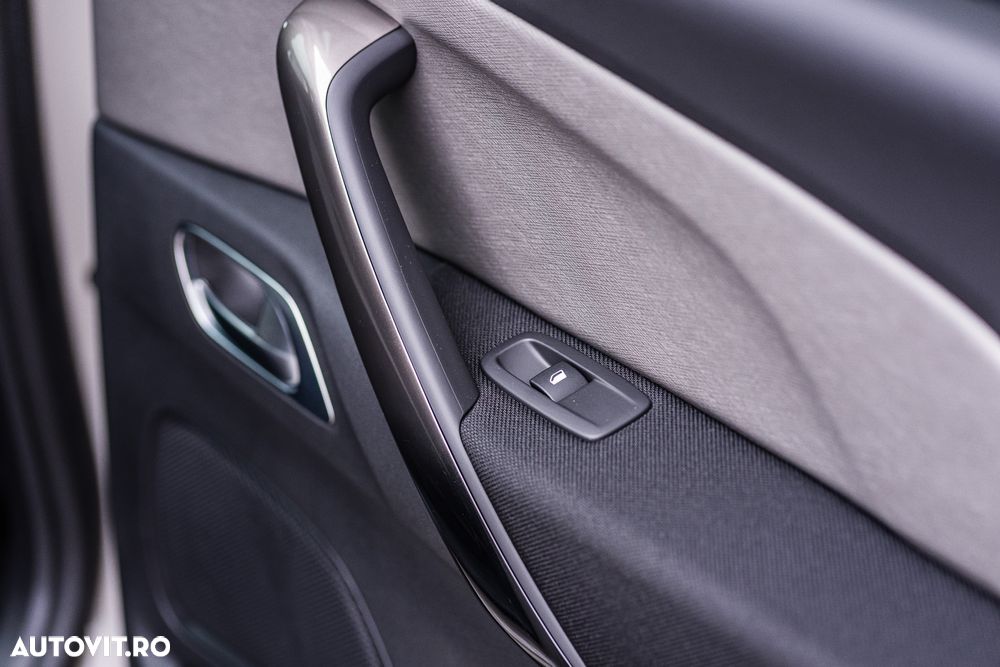 Citroën C4 Space Tourer PureTech 130 Stop&Start EAT8 SHINE - 17