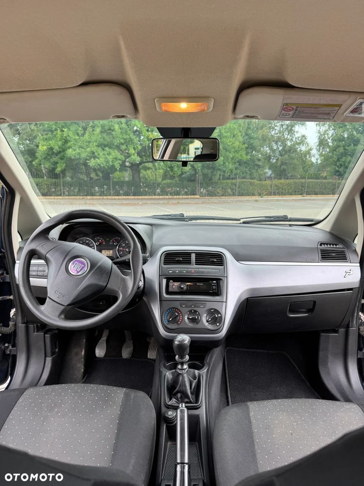 Fiat Punto 1.2 8V - 13