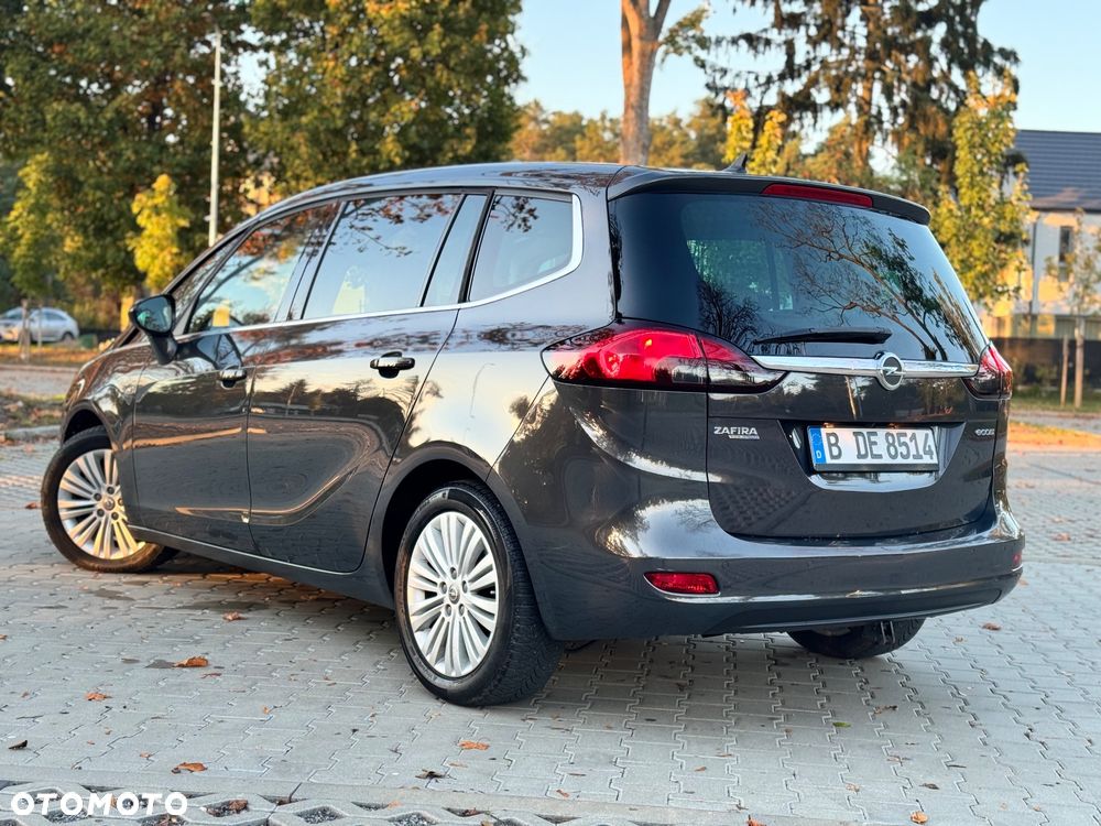 Opel Zafira 2015 photo 5