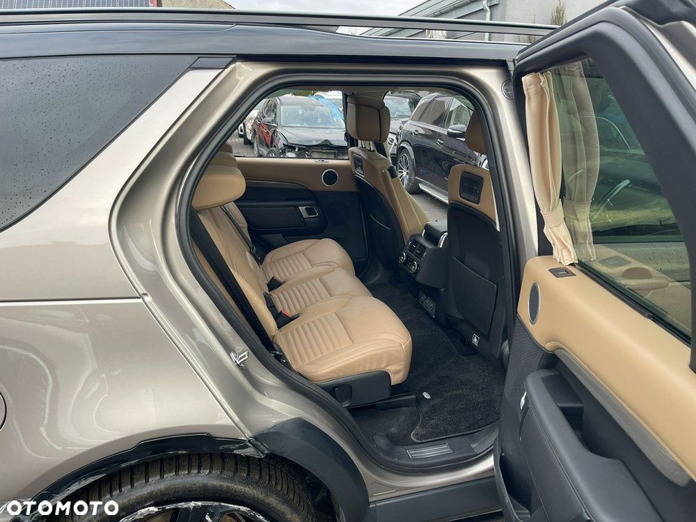 Land Rover Discovery D350 Dynamic HSE - 9