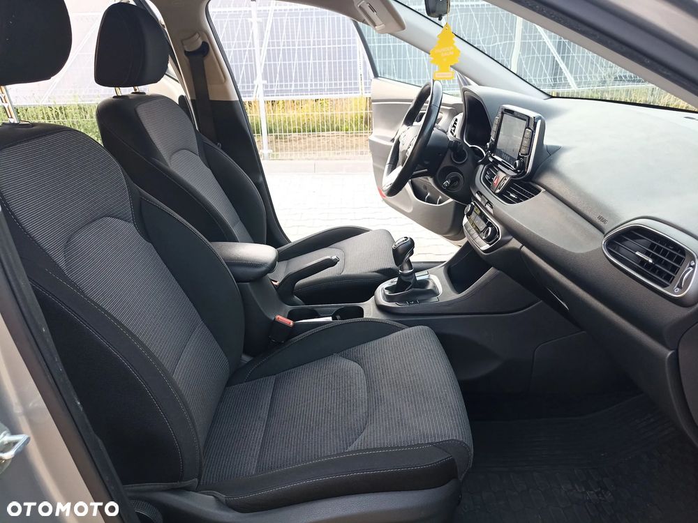 Hyundai i30 1.0 T-GDI Modern - 16