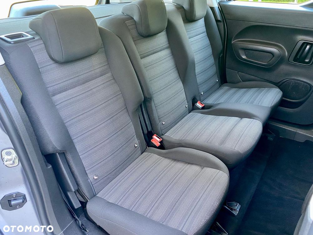 Opel Combo 1.2 Turbo Start/Stop Innovation - 31