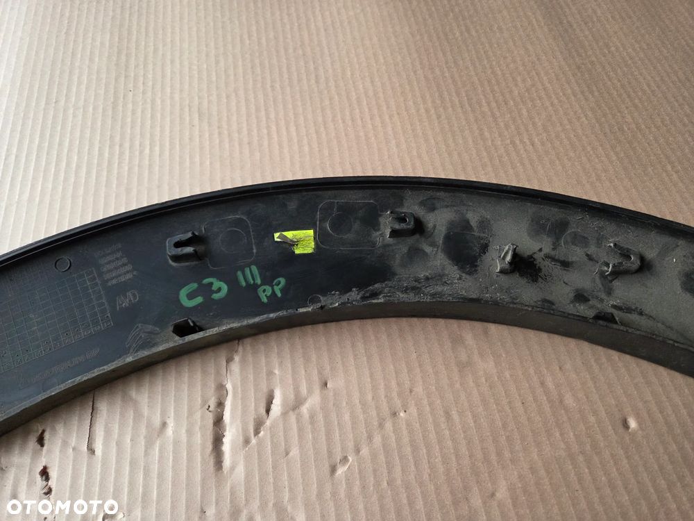 Listwa nakładka błotnika prawy przód Citroen C3 III - 11
