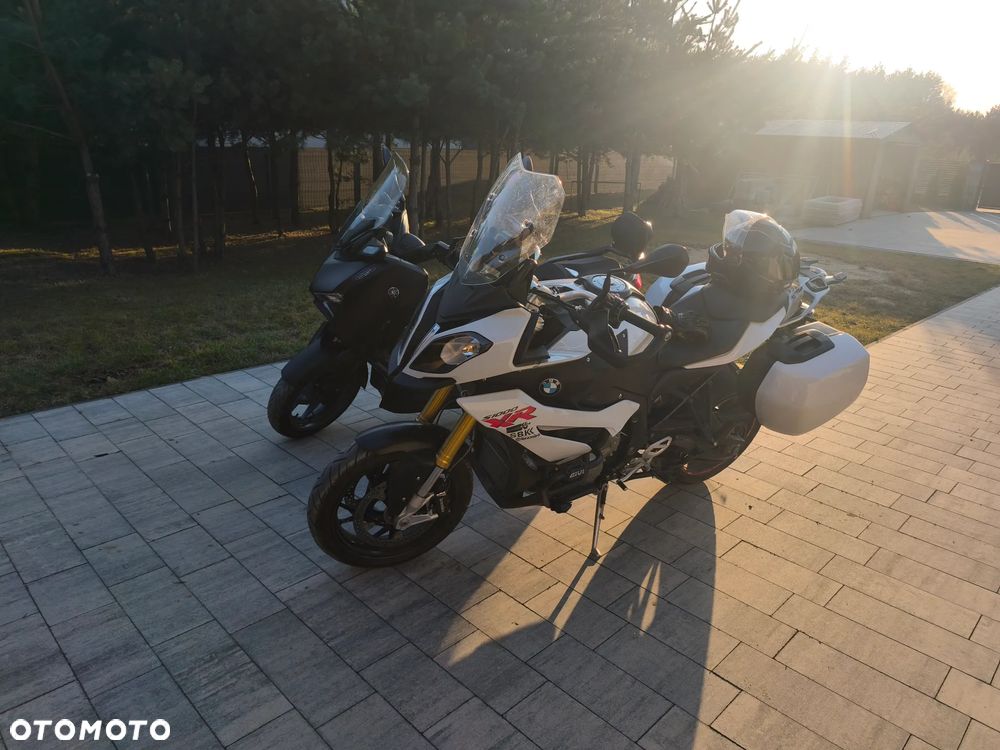 Yamaha X-max - 3